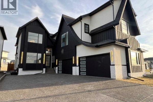 Residential for sale at 16 Rockcliff Hill Nw, Calgary, AB - MLS® leFYwS