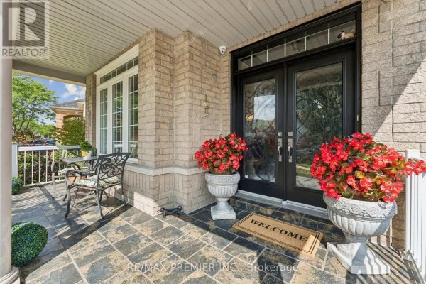 16 Rockstep Court, Brampton, ON, photo 3