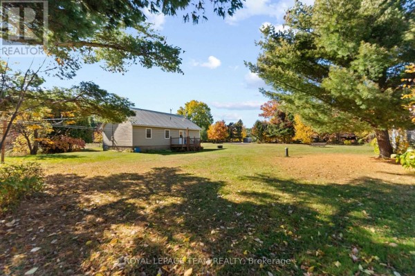 16 Royal Pines Road, North Algona Wilberforce, ON K0J1T0 Photo 3