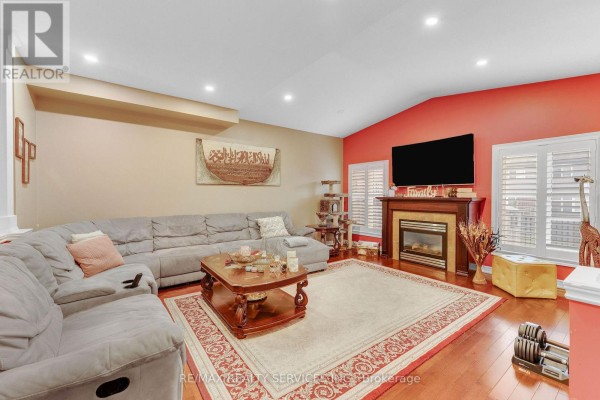 16 Sistine Court, Hamilton, ON L9B0C4 Photo 5