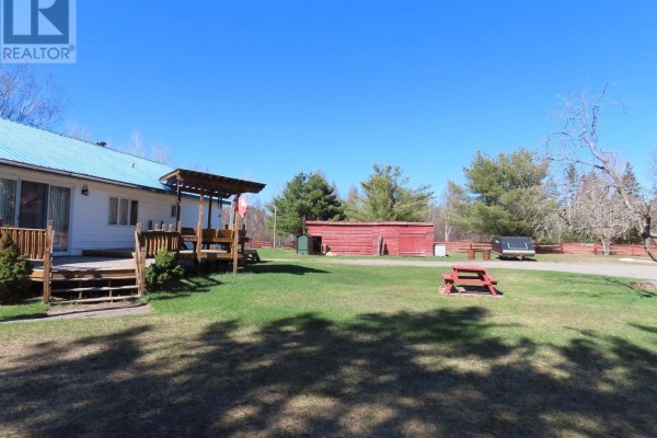 Sunroom - 16 Ski Hill Rd, Searchmont, ON P0S1J0 Photo 3