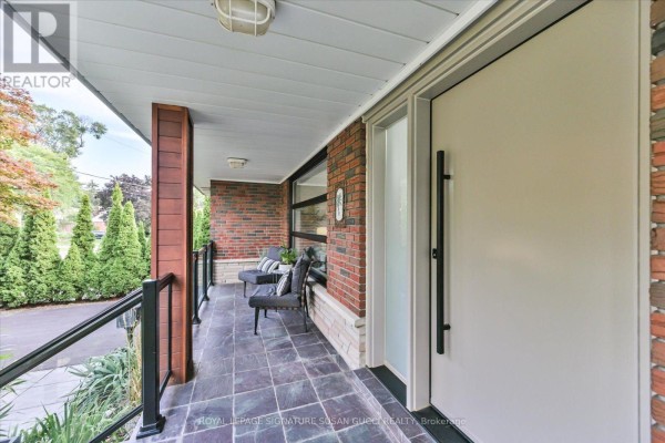 Utility room - 16 Squires Avenue, Toronto, ON M4B2R3 Photo 4
