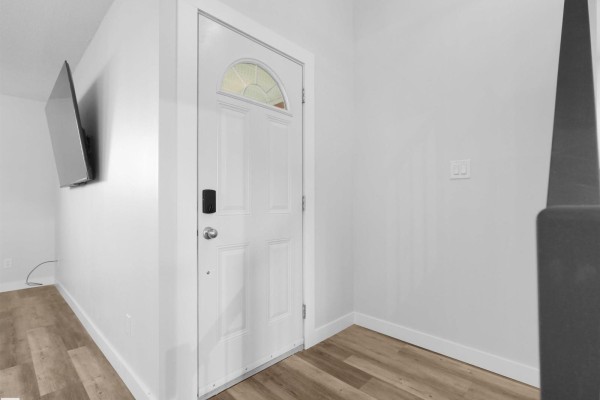 Bedroom 3 - 16 Thompson, Devon, AB T9G1M9 Photo 5
