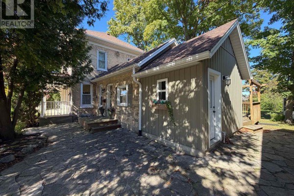 Kitchen - 16 Union Street W, South Bruce, ON N0G2S0 Photo 4