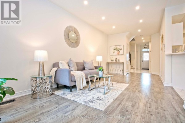 Eating area - 16 Venture Avenue, Richmond Hill, ON L4S2P2 Photo 4