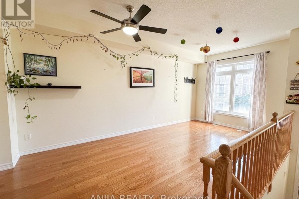 Family room - 16 Weidman Lane, Markham, ON L6E0T1 Photo 5