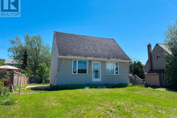 16 Wenonah Drive, Manitouwadge