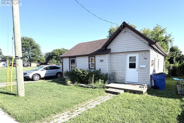 16 Wills Street, Wallaceburg, ON, photo 3