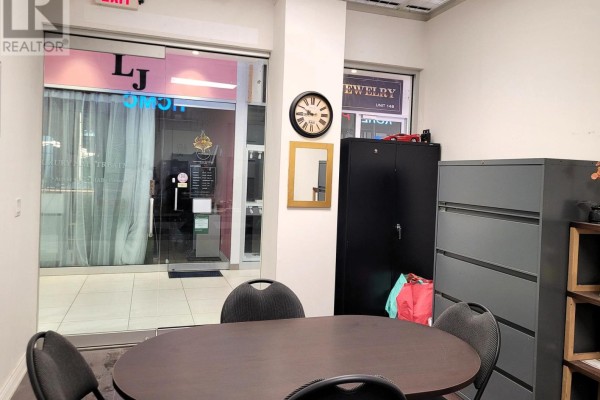 160 - 7181 Yonge Street, Markham, ON L3T2A9 Photo 5