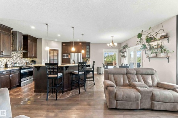 Family room - #160 50516 Rge Rd, Rural Leduc County, AB T8A3K4 Photo 4