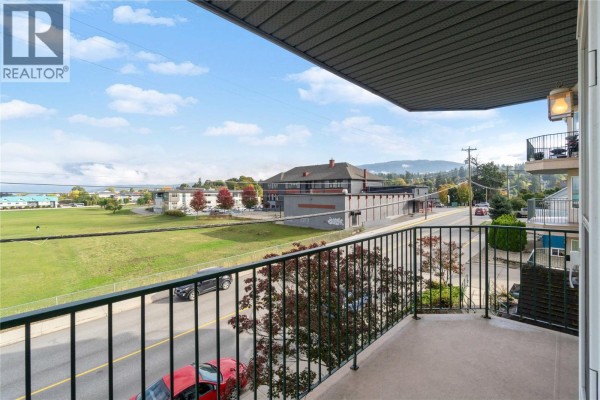 4pc Bathroom - 160 5th Avenue Sw Unit# 301, Salmon Arm, BC V1E1R4 Photo 5