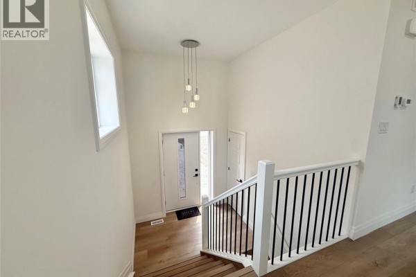Primary Bedroom - 207 Ross Crescent, Colchester, ON N0R1G0 Photo 3