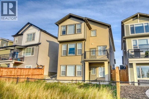 Pantry - 160 Belvedere Drive Se, Calgary, AB T2A7L5 Photo 4