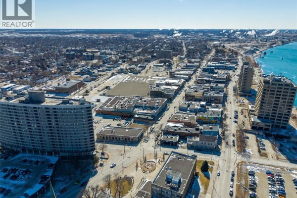 160 George Street, Sarnia, ON N7T7V3 Photo 5