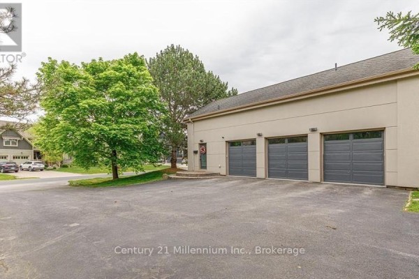 Kitchen - 160 Grand Cypress Lane, Blue Mountains, ON L9Y0K8 Photo 4