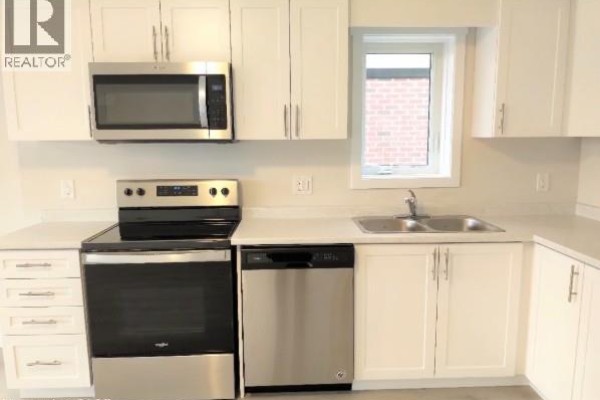 Kitchen - 160 Rochefort Street Unit# B1, Kitchener, ON N2R0C1 Photo 5
