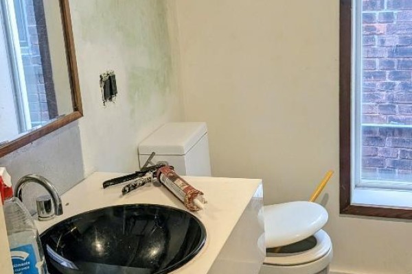 Kitchen - 160 Rosemount Avenue, Toronto, ON M6H2M9 Photo 3