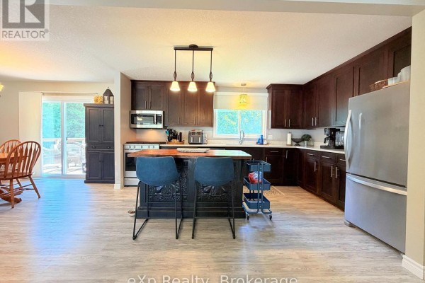 Dining room - 160 Westfall Crescent, West Grey, ON N4N3B9 Photo 5