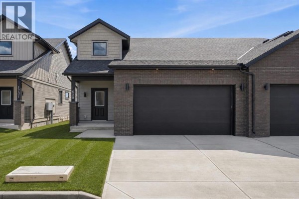 Living room - 1600, 15 Coopersfield Link Sw, Airdrie, AB T4B5P5 Photo 2