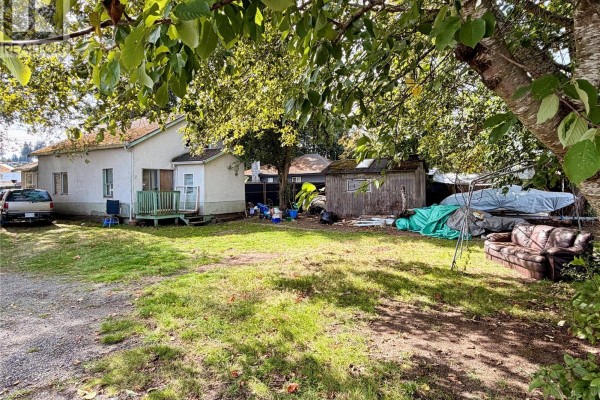1600 17th Ave, Campbell River, BC, photo 3
