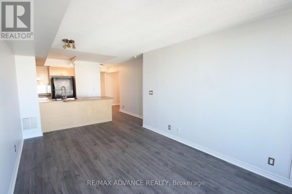 Kitchen - 1601 - 1 Elm Drive W, Mississauga, ON L5B4M1 Photo 3