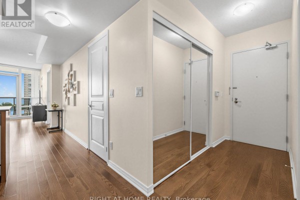 1601 - 15 Legion Road, Toronto, ON, photo 2