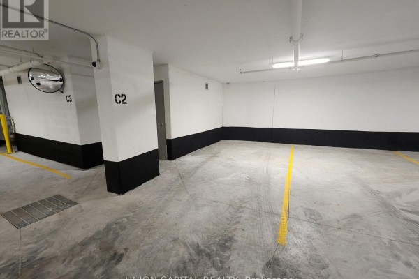 1601 - 195 Mccaul Street, Toronto, ON M5T1W6 Photo 4