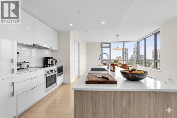 1601 1308 Hornby Street, Vancouver, BC V6Z0C5 Photo 4