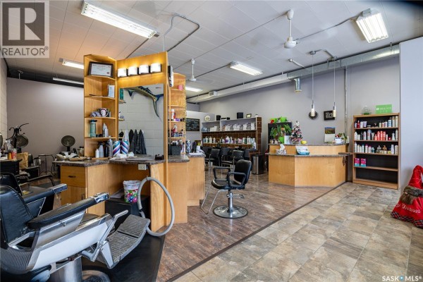 1601 29th Street W, Saskatoon, SK S7L0N6 Photo 4