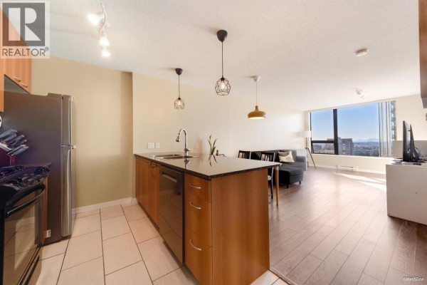 1601 7108 Collier Street, Burnaby, BC V5E0A1 Photo 4