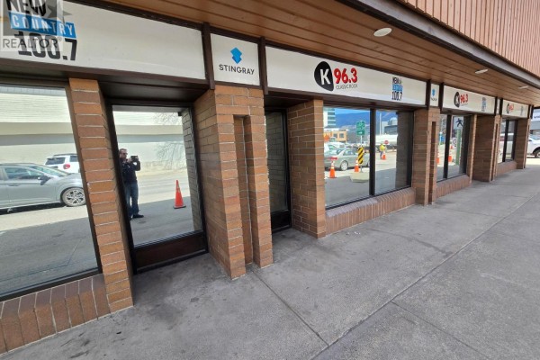 1601 Bertram Street, Kelowna, BC, photo 2