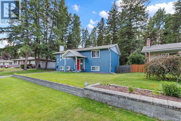 Primary Bedroom - 1601 Pearson Avenue, Prince George, BC V2L4K7 Photo 3