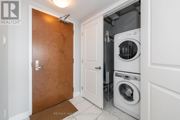 Den - 1602 - 195 Besserer Street, Ottawa, ON K1N0B6 Photo 5