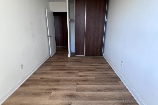 1602 - Room - 350 Seneca Hill Drive, Toronto, ON M2J4S7 Photo 5