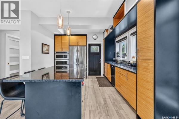 Loft - 1602 Edward Avenue, Saskatoon, SK S7K3B6 Photo 5