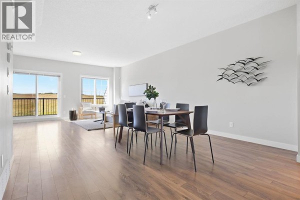 Kitchen - 1602 Jumping Pound Common, Cochrane, AB T4C2L1 Photo 4
