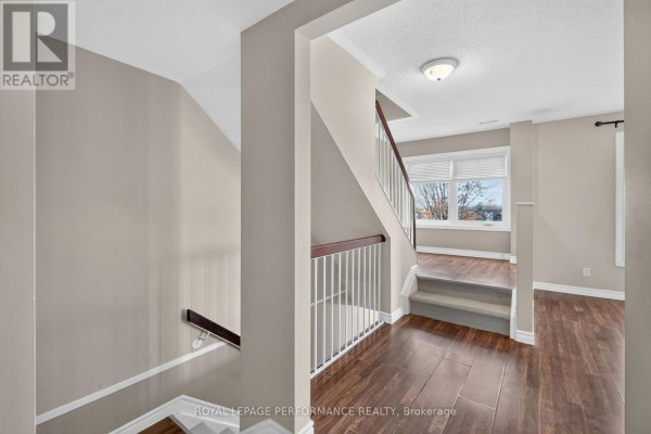 Partial bathroom - 1602 Locksley Lane, Ottawa, ON K1J1B6 Photo 5