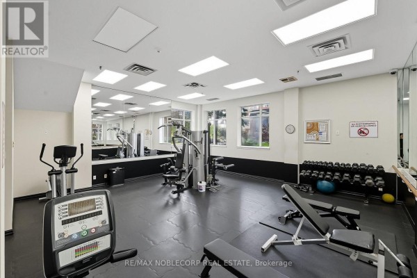 1603 - 400 Mclevin Avenue, Toronto, ON M1B5J4 Photo 4