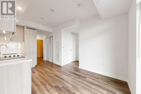 1603 - 5 Meadowdale Road, Vaughan, ON L4K0C7 Photo 5