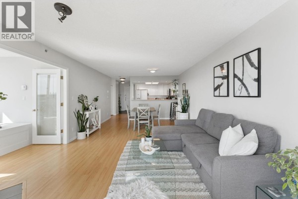 1603 1128 Quebec Street, Vancouver, BC V6A4E1 Photo 5