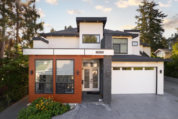 16035 10a Avenue, Surrey, BC V4A7W8 Photo 2