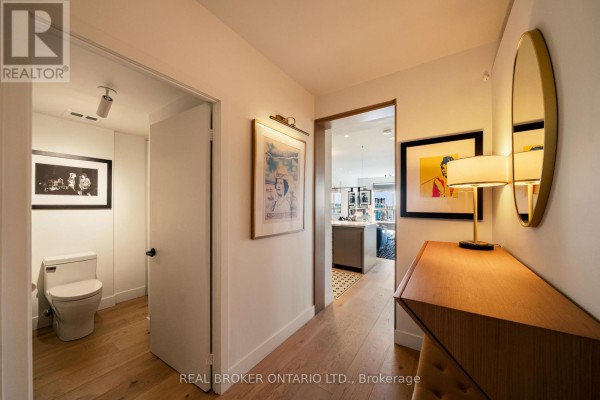 Primary Bedroom - 1604 - 168 King Street E, Toronto, ON M5A4S4 Photo 4