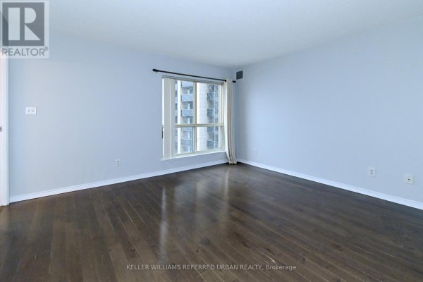 1604 - 25 The Esplanade, Toronto, ON M5E1W5 Photo 5