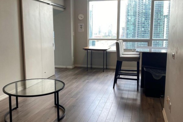 1604 - 55 Bremner Boulevard, Toronto, ON M5J0A6 Photo 2
