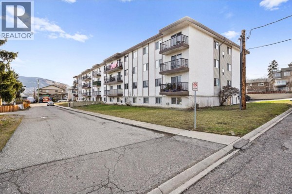 1604 31 Street, Vernon, BC V1T5G8 Photo 2