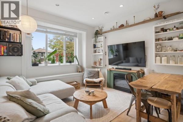 1604 E 36th Avenue, Vancouver, BC V5P1C4 Photo 3