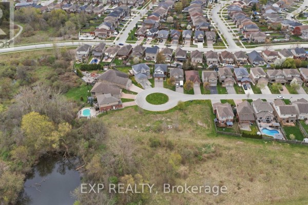 1604 Vandusen Court, London North, ON N5X0G2 Photo 3