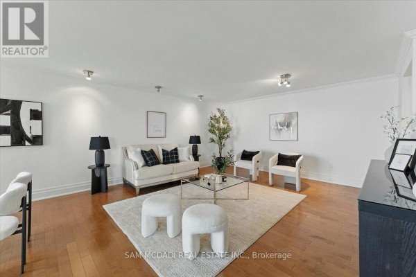 1605 - 2045 Lake Shore Boulevard W, Toronto, ON M8V2Z6 Photo 5