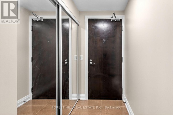 1605 - 30 North Park Road, Vaughan, ON, photo 2