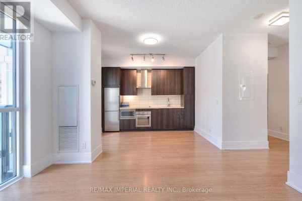 1605 - 300 Front Street W, Toronto, ON M5V0E9 Photo 5
